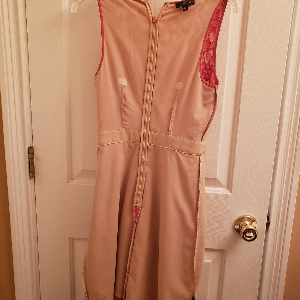 The limited brand dress. - Picture 10 of 11